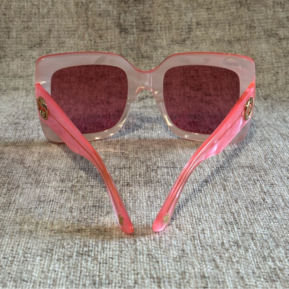 Gucci Women's Sunglasses in Pink and White - Picture 4 of 12